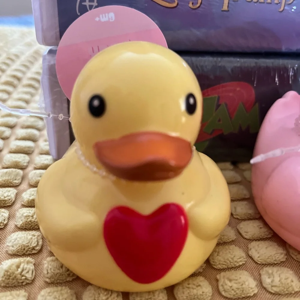 Target Bullseye Valentines Collectible Duck Set of 2 NWT